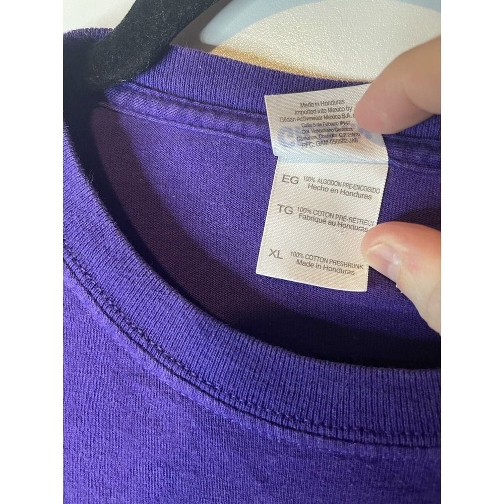 Vintage LSU Shirt XL Gildan Purple 100% Cotton - Picture 4 of 6